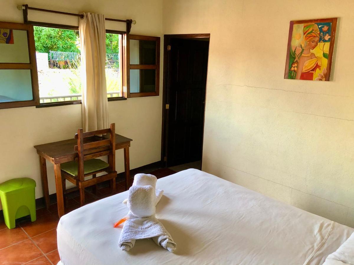 Casa Lula Leon Hostal Buitenkant foto