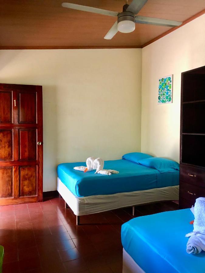 Casa Lula Leon Hostal Buitenkant foto