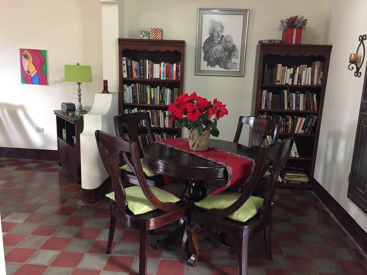 Casa Lula Leon Hostal Kamer foto