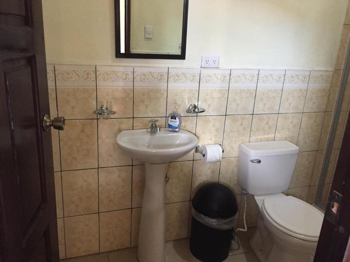 Casa Lula Leon Hostal Kamer foto
