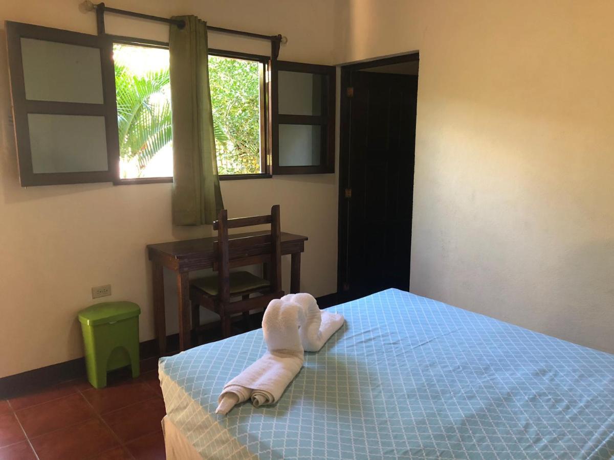 Casa Lula Leon Hostal Buitenkant foto
